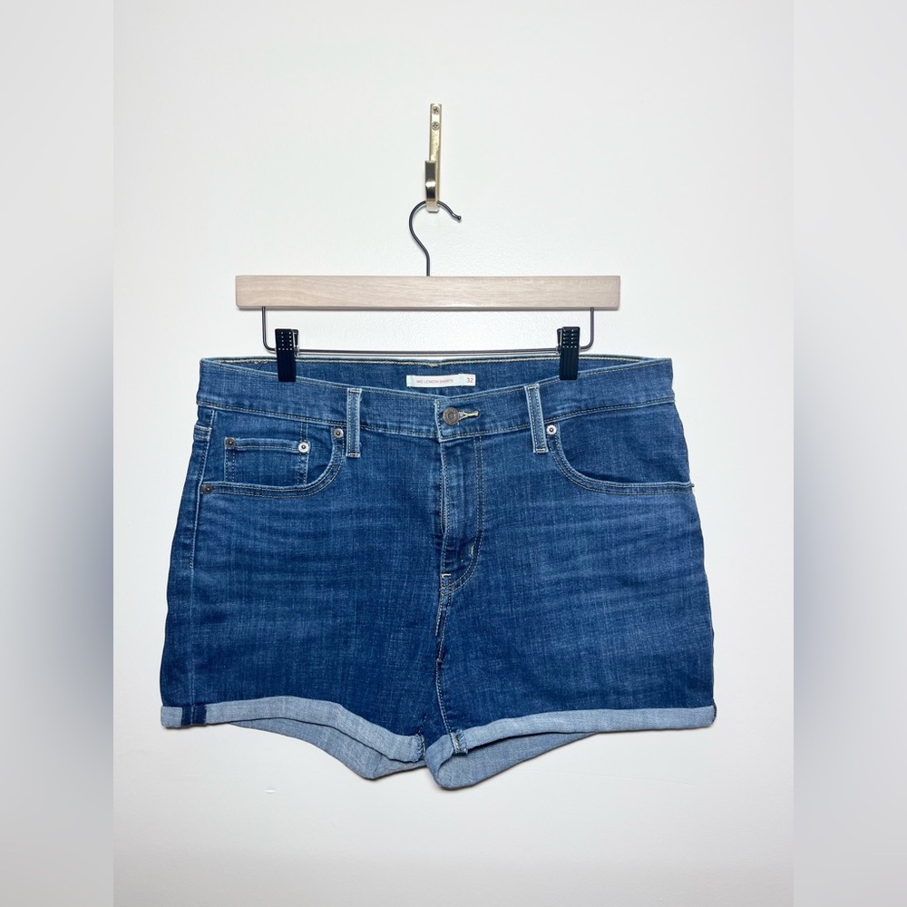 LEVI’S Mid Length Shorts Dark Wash‎ Rolled Hem Women’s Denim Jean Short | 32